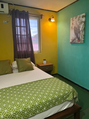hostal cay