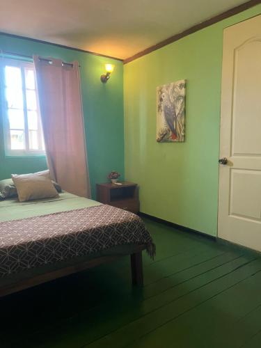 hostal cay