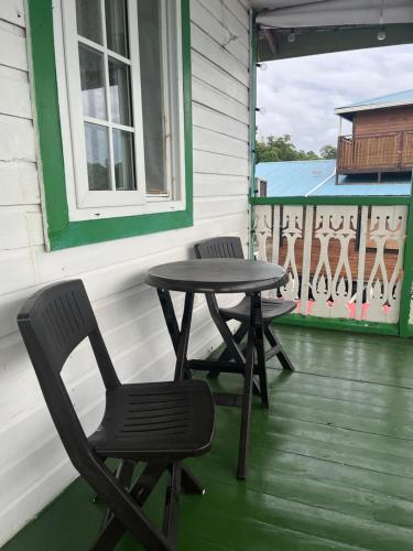 hostal cay