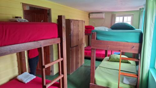 hostal cay