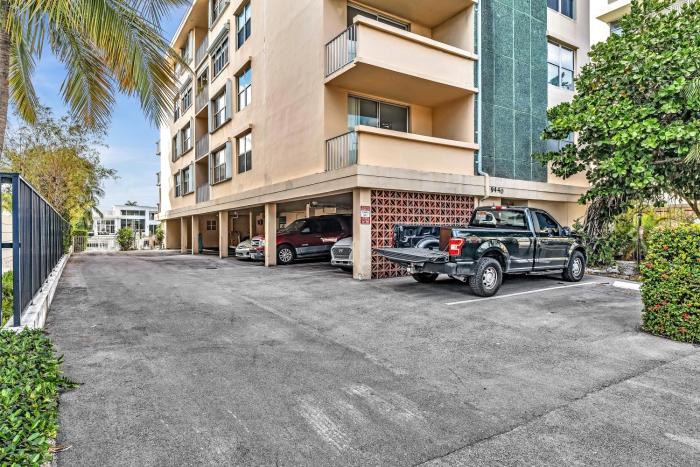 bay harbor sunset apt 3a