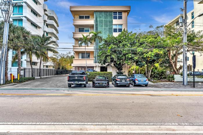 bay harbor sunset apt 3a