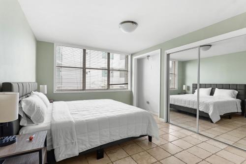 bay harbor sunset apt 3a