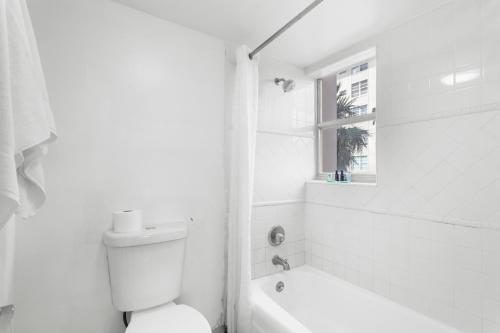 bay harbor sunset apt 3a