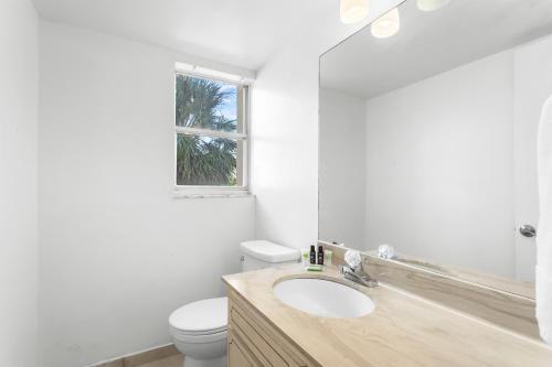 bay harbor sunset apt 3a