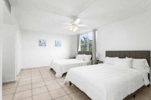 bay harbor sunset apt 3a