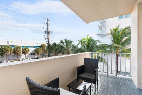 bay harbor sunset apt 3a