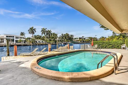bay harbor sunset apt 3a