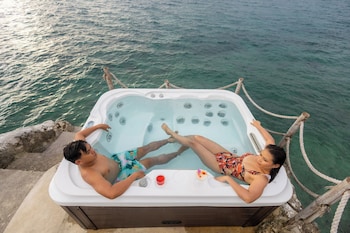 casa verde cliff resort and spa