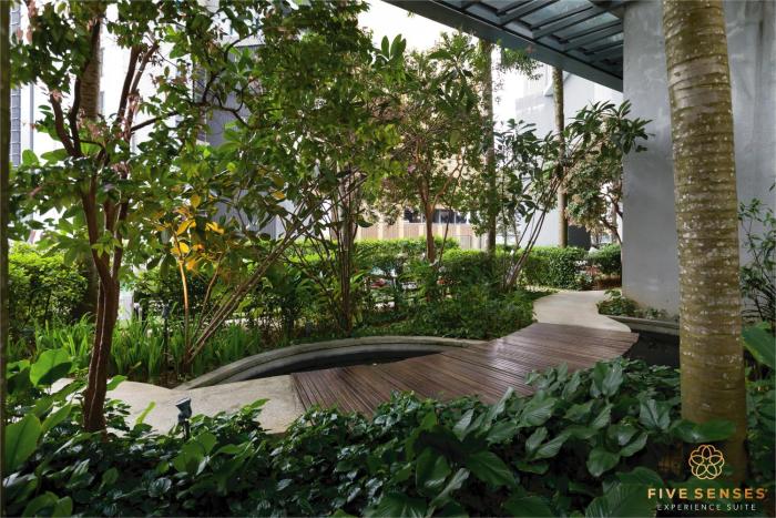 the mews klcc by five senses