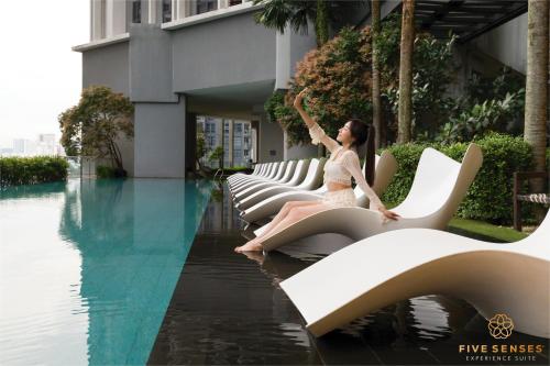 the mews klcc by five senses