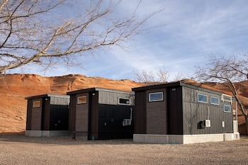luxury tiny homes deluxe king room