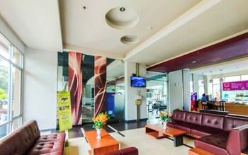 Homey 2Br Furnished Apartment At The Edge Bandung,,2 star