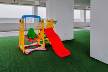 enjoy living studio apartment at urban heights residence