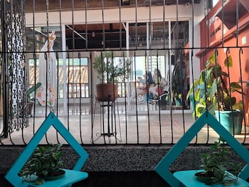 casa hostal ave maria san antonio cali