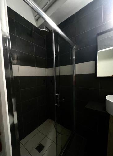 monastiraki 101 superhost hub