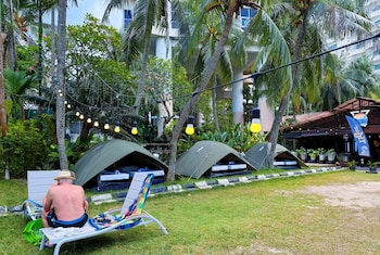 rainbow paradise beach resort by lwe