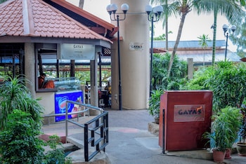 rainbow paradise beach resort by lwe