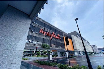 moa aseana central prime accommodations
