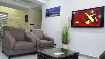 Desco Guest House 2,,4 star