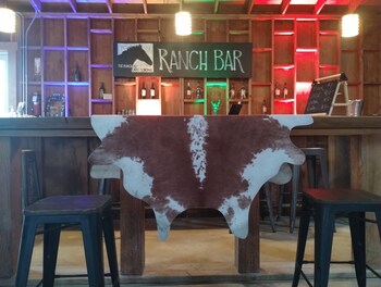 The Ranch At Lake Sonoma,,1 star