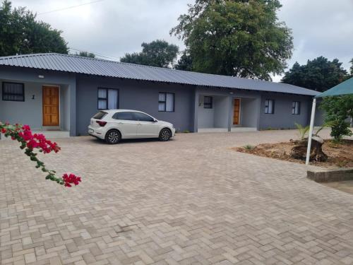 shabis guest lodge