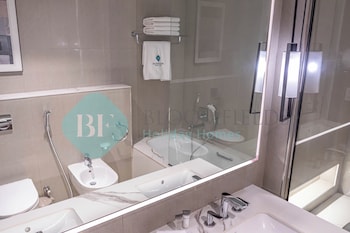 bloomfields 2br plus maid fujairah