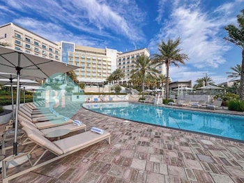bloomfields 2br plus maid fujairah