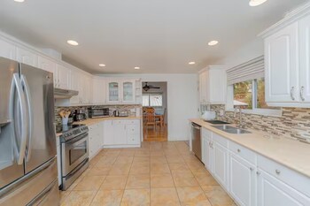 mercer island escape luxury stay