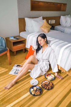 Sala Quy Nhon Beach Hotel,,4 star