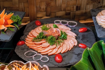 sala quy nhon beach hotel