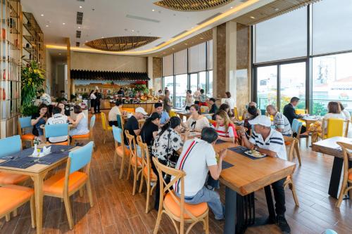 sala quy nhon beach hotel