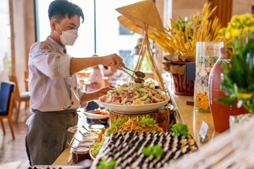 sala quy nhon beach hotel