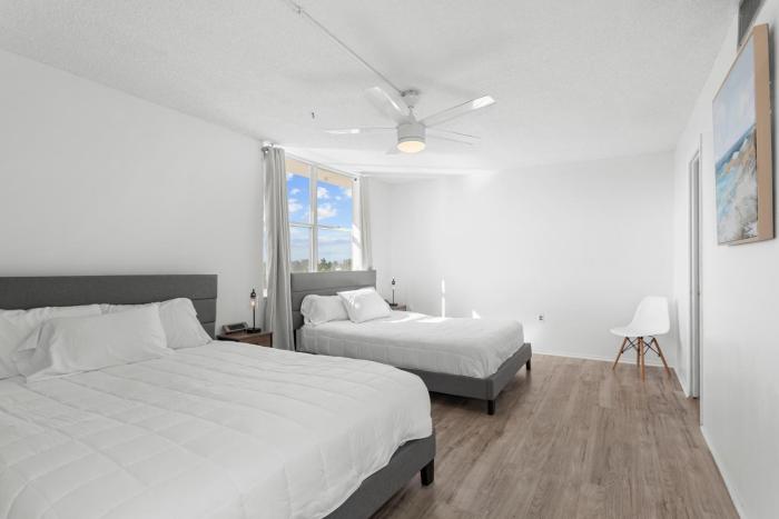 bay harbor sunset apt 5a