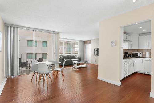 bay harbor sunset apt 5a