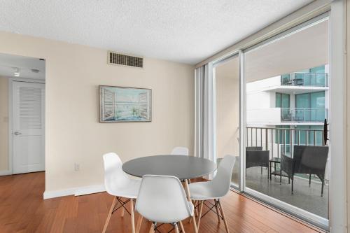 bay harbor sunset apt 5a
