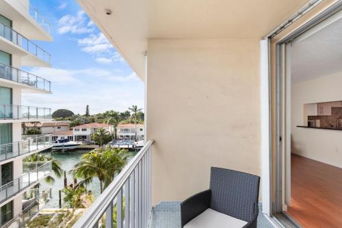 bay harbor sunset apt 5a