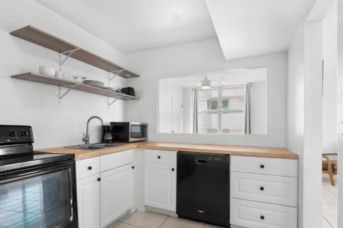 bay harbor sunset apt 5a