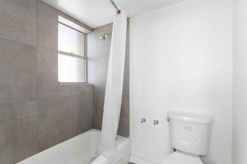bay harbor sunset apt 5a