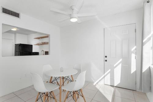 bay harbor sunset apt 5a