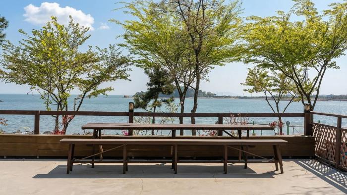 yeongheungdo rainbow ocean view pension