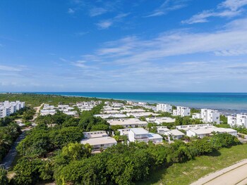 fumba town private residences