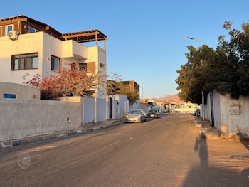 manzzel dahab hostel