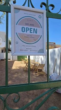 manzzel dahab hostel