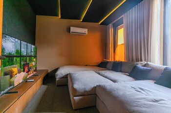 portal chalets with private pool al arid