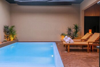 portal chalets with private pool al arid