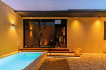 portal chalets with private pool al arid