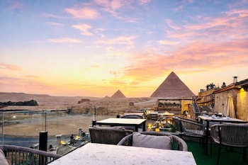 hermes andpyramids hotel