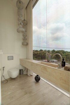 lux retreat 4br ocean villa in uluwatu