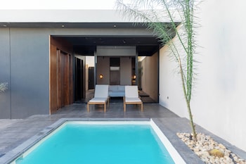 portal chalets with private pool qirwan